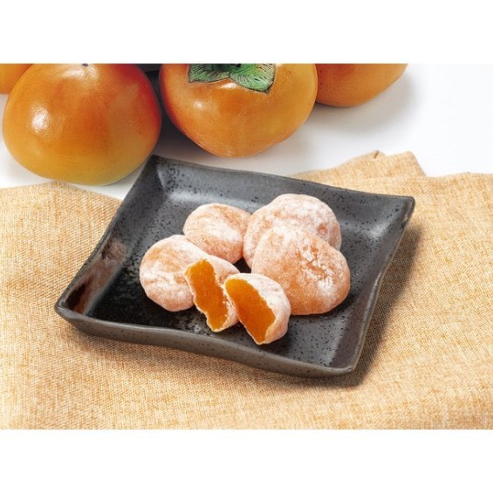 Mochi made from dried persimmons